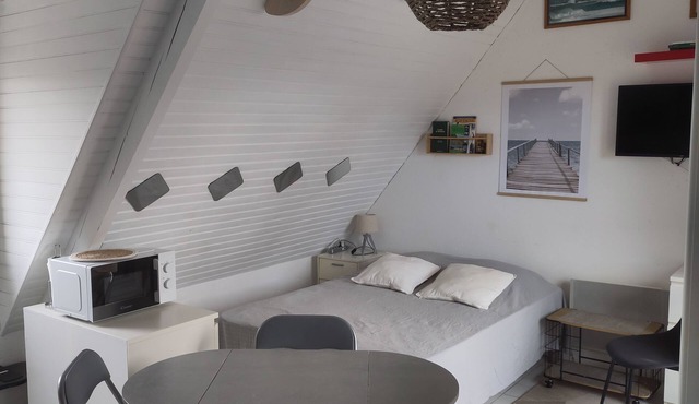 The dolmen studio