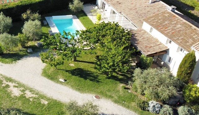The Mazet of the Rushes in Provence