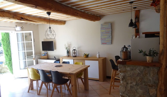 ' the olive branch ' Gite in Provence, near Mt Ventoux