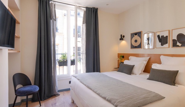 Tinah Paris Aboukir in Paris
