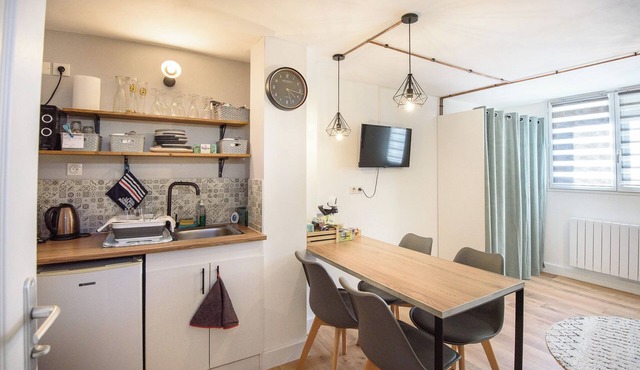 Très Jolie Studio Pour Curiste au Cœur de la Station Thermale