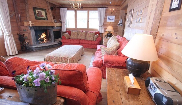 Traditional chalet sleeps 14 with sauna and pool