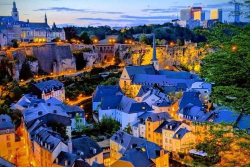 V4 - Chambre Double - 5 minutes du Luxembourg