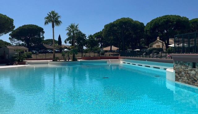 Vacation Home in Gassin – Pool, Peace and Quiet, Close to the Sea
