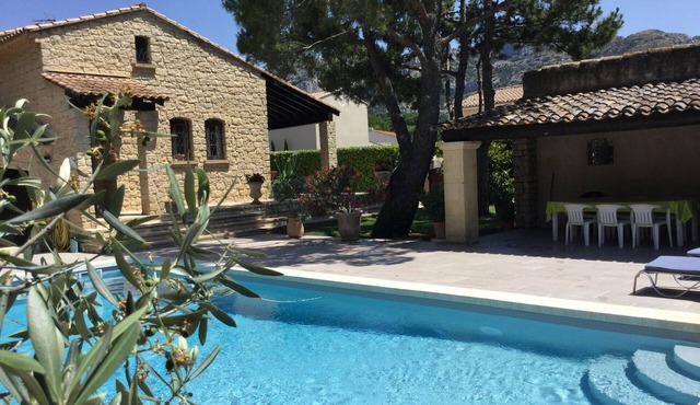 Vacation rental house with pool TAILLADES LS2-281