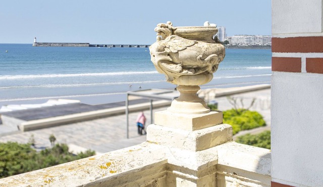 Villa des Palmiers, le luxe les pieds dans l'eau I Les Sables d'Olonne