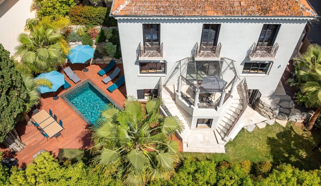 Villa Deva - 5 Bedrooms - Heated Pool