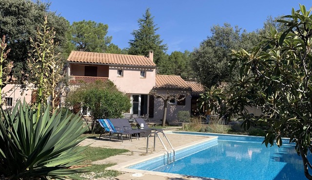 Villa for YOUR HOLIDAYS at the foot of Mont Ventoux