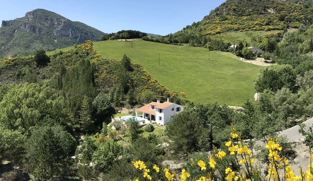 Villa with private heated pool "Le Mas des Doux Instants" rated 5 stars