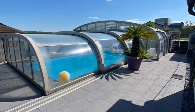 Villa Kat'Etoiles with indoor pool, jacuzzi and 60m2 of arcade games!