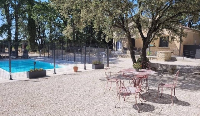 Villa, Mazan, 8 people, 3 bedrooms, swimming pool