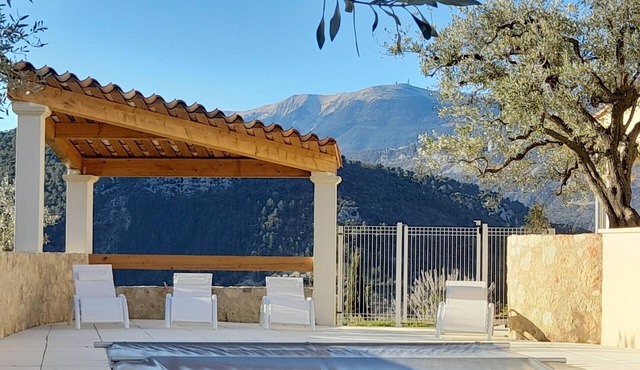 Villa Mia - 5 stars