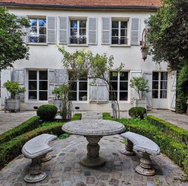 Villa Raspail