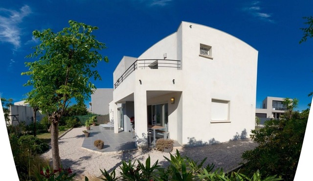 Villa Saint Louis, 50 m from the beach, pool, 6 bikes, air conditioning, charging station ❤️❤️