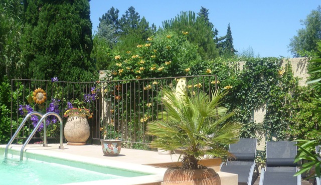 villa w/ pool and Independant Quarters - check reviews on listing #282629