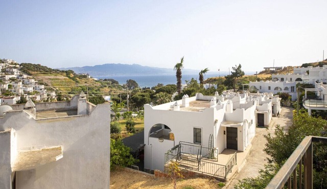 Villa with Shared Pool and Backyard in Bodrum in Mugla