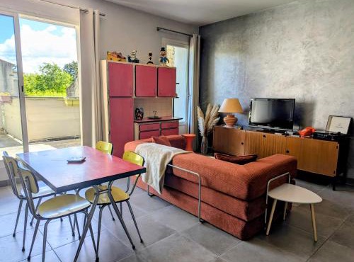 Vintage 70's cosy avec terrasse et clim