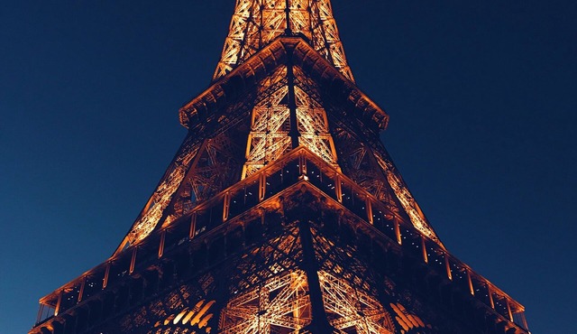 Welcome to your cocoon 5 minutes from Paris