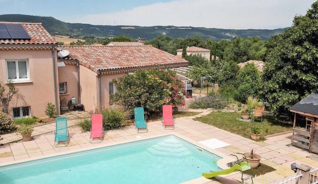 You long for your private and quiet vacation home with swimming pool? Here you will find everything