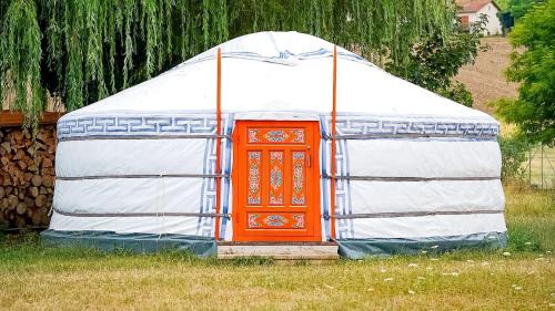 Yourte traditionnelle mongole