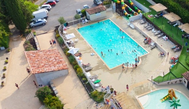 ZEcamping 3 étoiles familial piscine chauffée dog friendly cottage clim 30m2