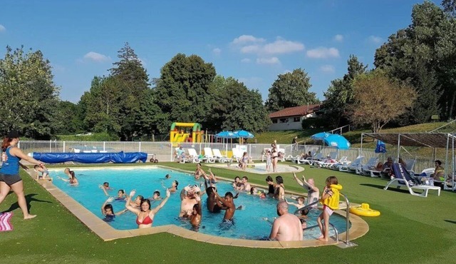 ZEcamping 4 étoiles animé piscine chauffée mobil-home TV LV clim 33m2