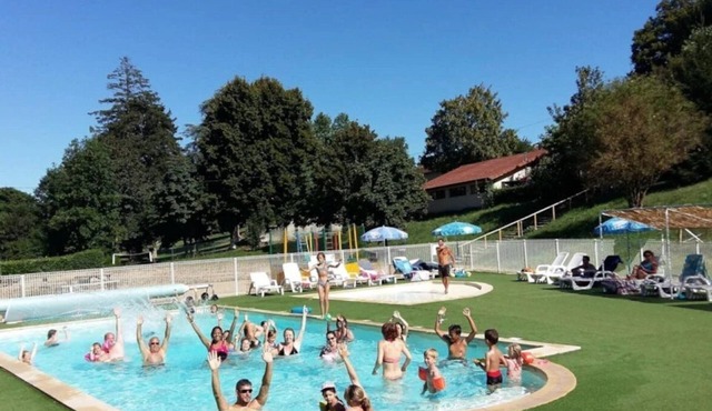 ZEcamping 4* piscine chauffée club enfant mobil-home TV BBQ clim 35m2