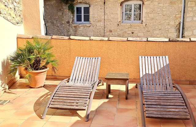 Grandes Fontaines The Heart Of Village St Paul Châtx 
