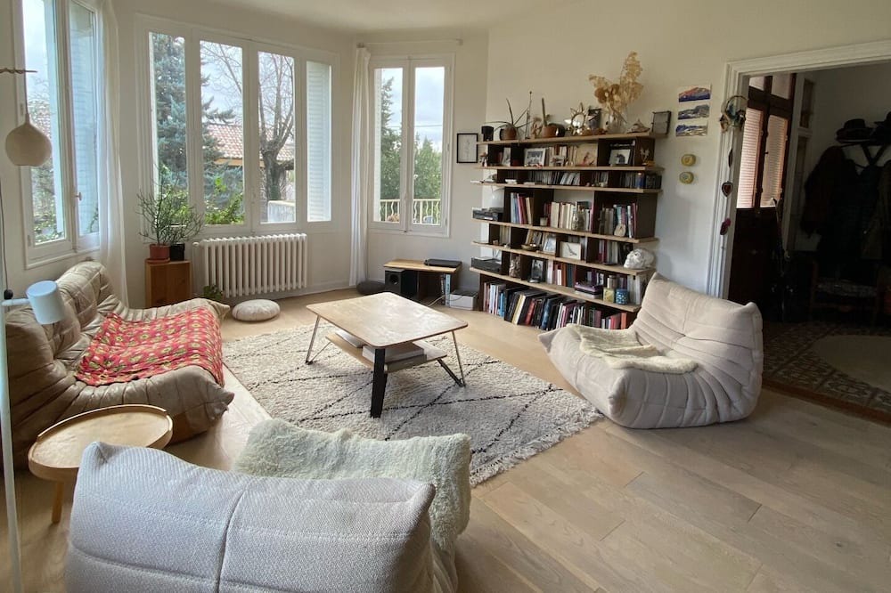 Crest House | Vrbo Property