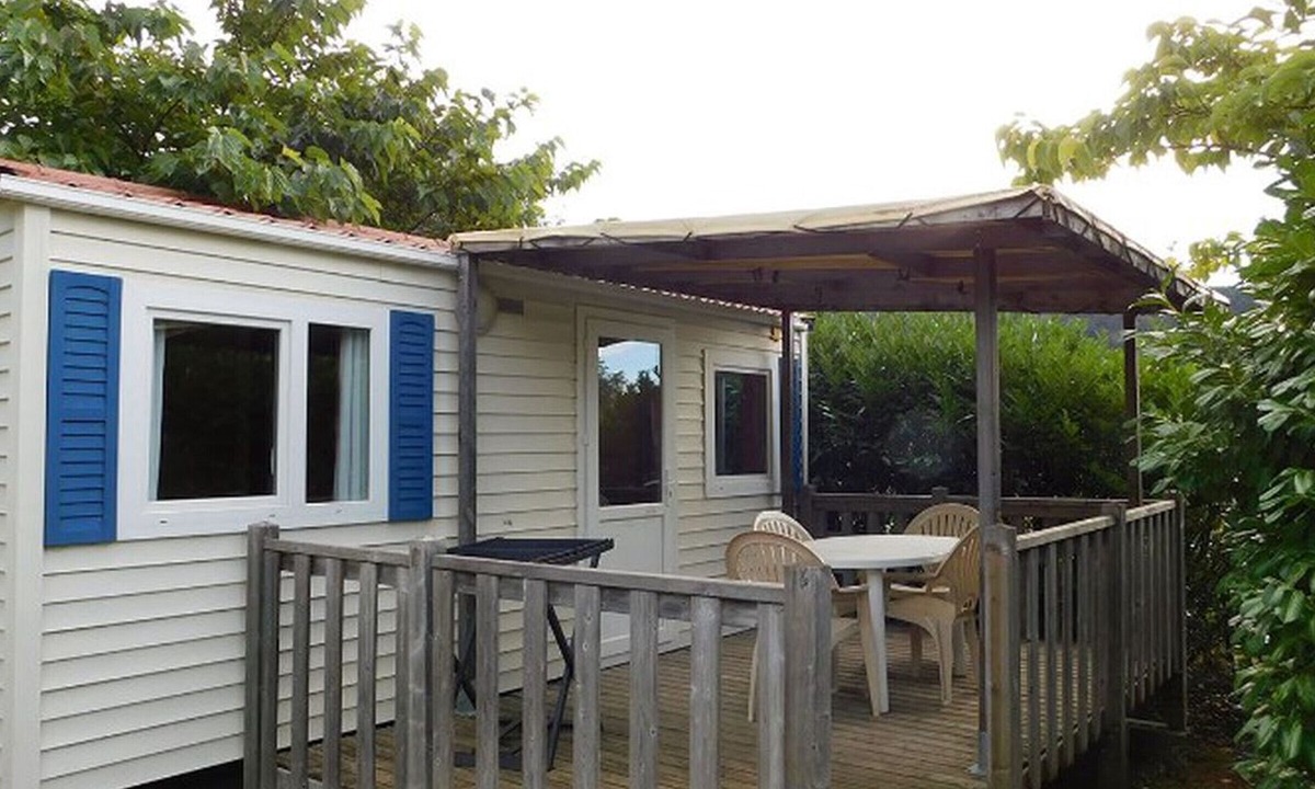 Vesseaux House | Mobile home with terrace, pets welcome - 4 guests
