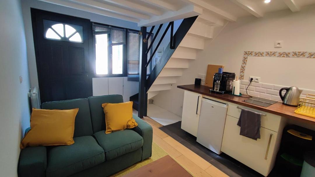 Louis Bertrand-Mirabeau-Semard Apartment | Tiny&Green House 2
