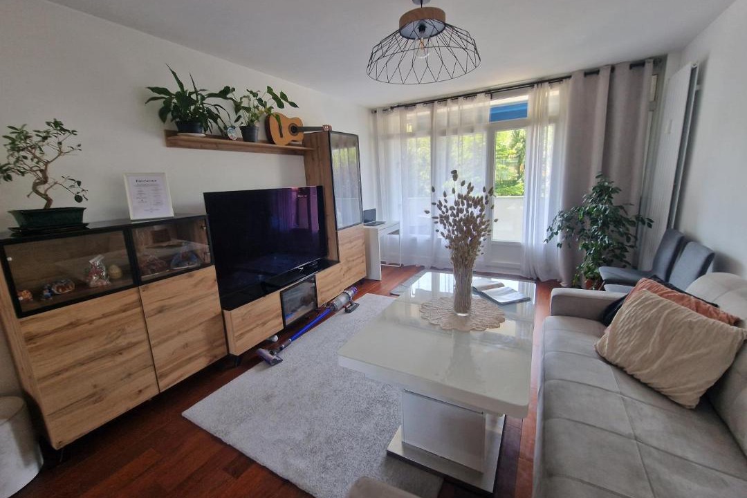 Savigny-sur-Orge Apartment | Appartement équipé, calme et lumineux avec Parking inclus