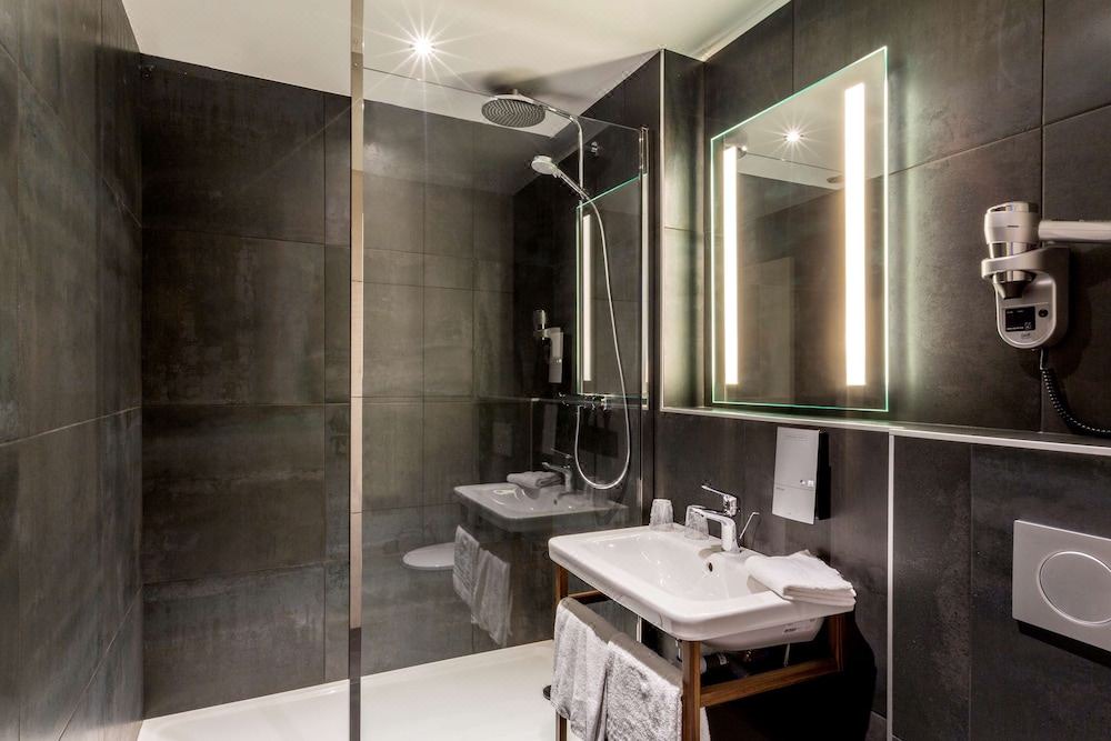 Photo of Bathroom in Macon