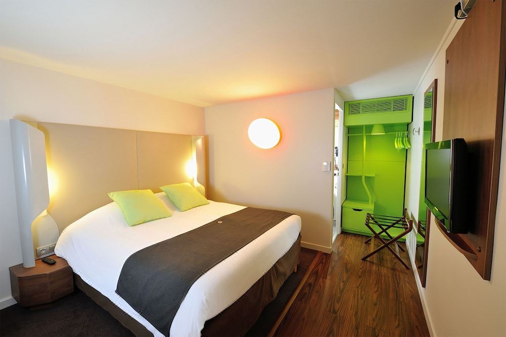 Photo of Bedroom in Villejust
