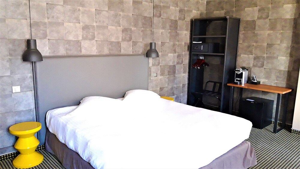 Photo of Bedroom in Besancon Old Town