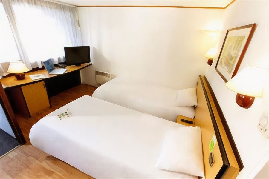 Photo of Bedroom in Villejust