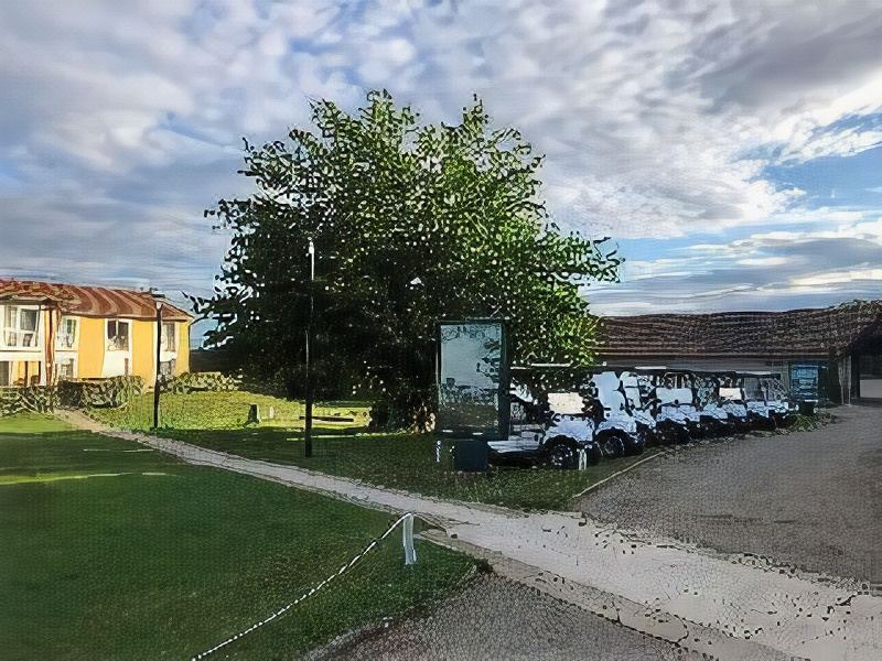 Photo of Buildings in Albon