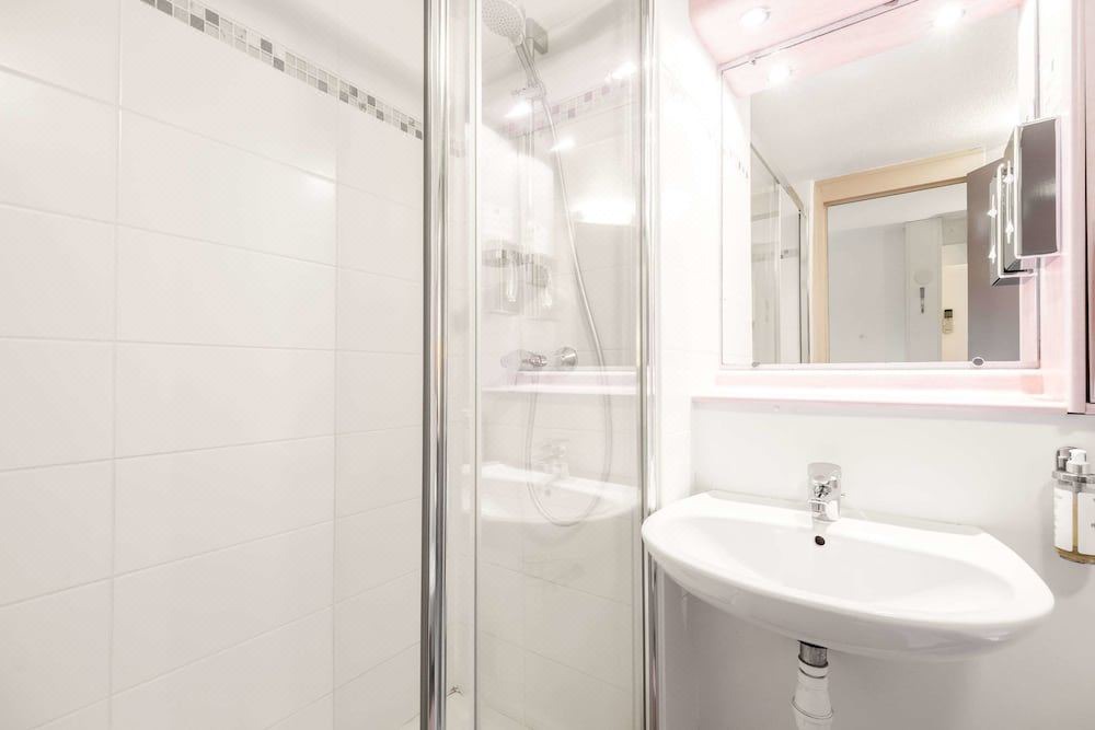 Photo of Bathroom in Meylan