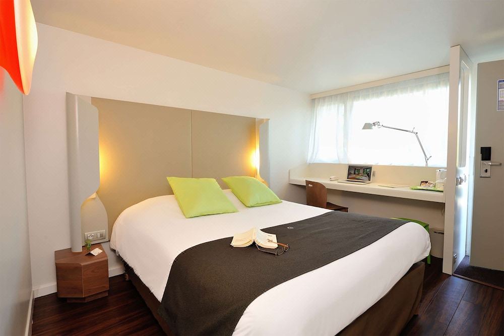 Photo of Bedroom in Epinay-sur-Orge