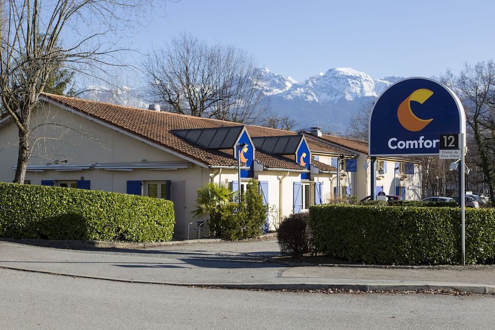 Photo of Buildings in Meylan