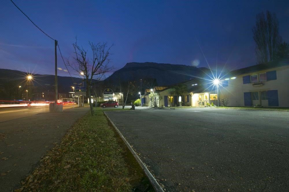 Photo of Buildings in Meylan