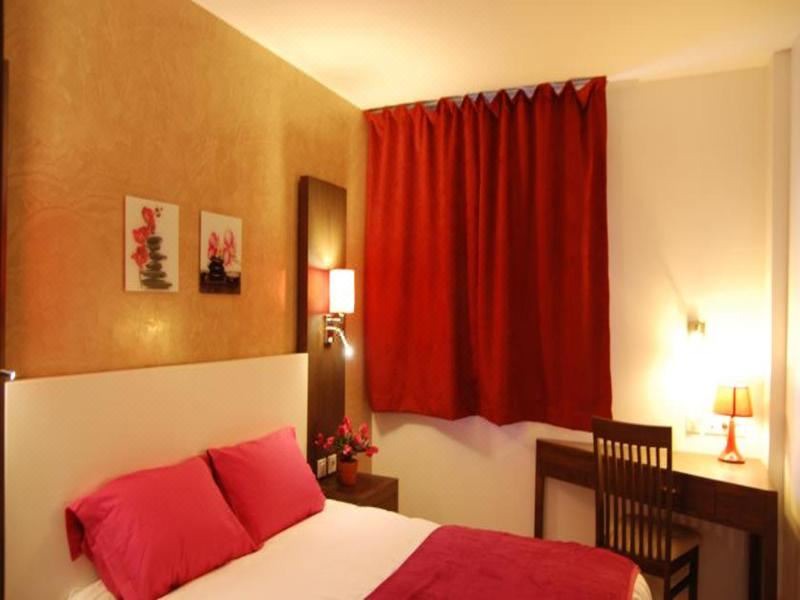 Photo of Bedroom in Villejuif