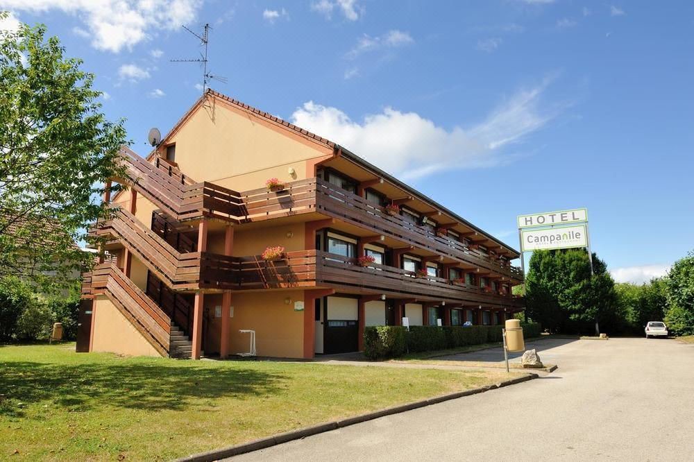Photo of Buildings in Paroisse Notre-Dame
