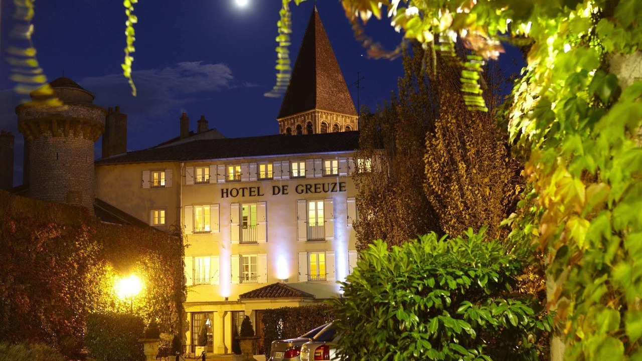 Photo of Buildings in Tournus