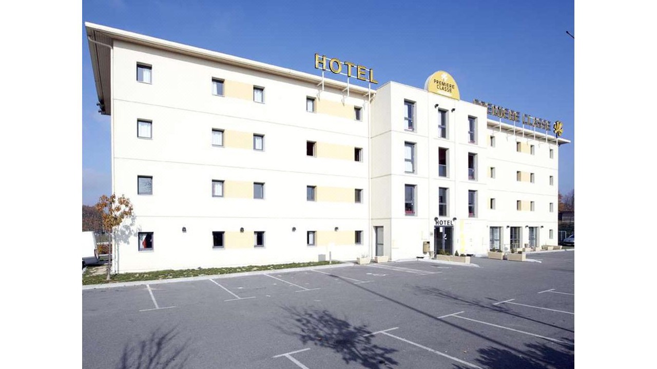 Photo of Buildings in Ville-la-Grand