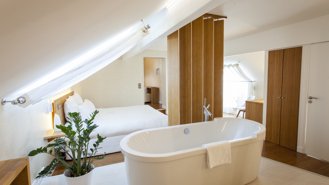 Photo of Bathroom in Charolles