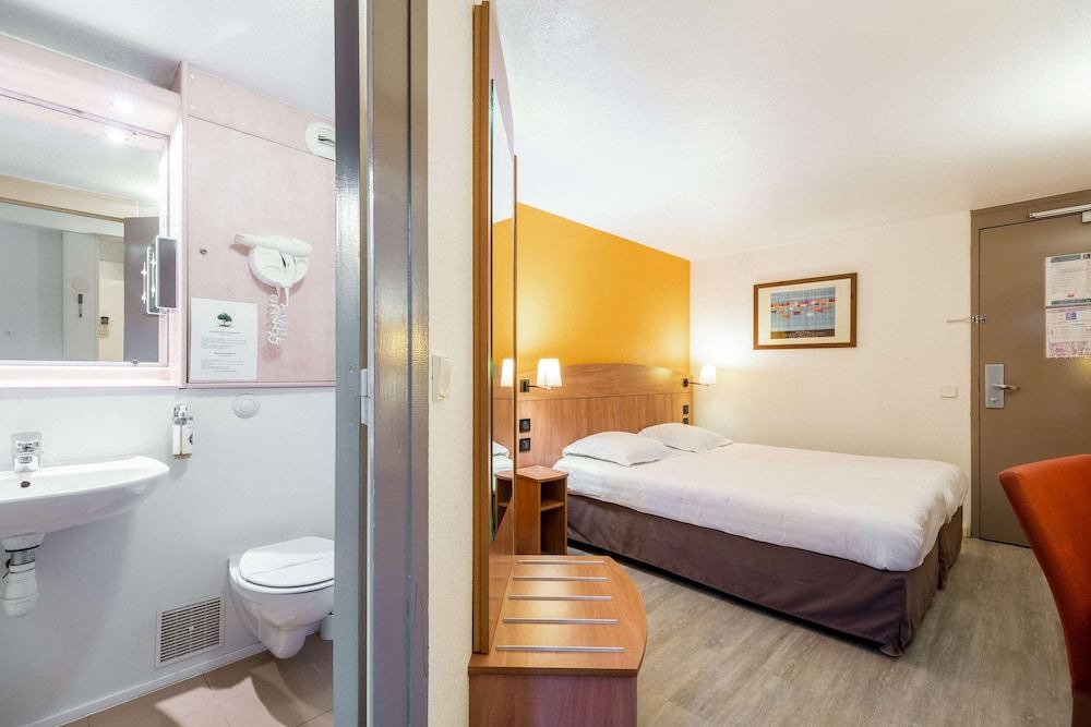 Photo of Bedroom in Meylan