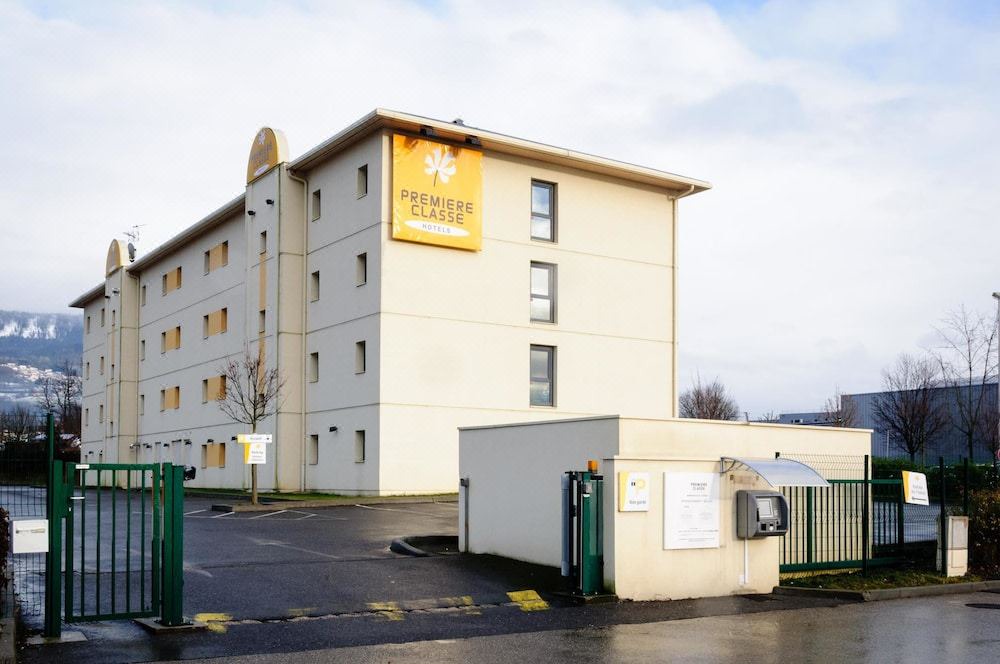 Photo of Buildings in Ville-la-Grand