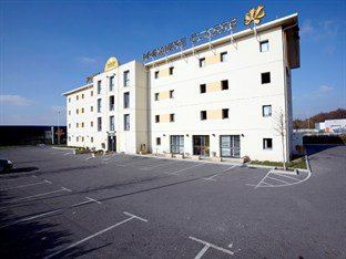 Photo of Buildings in Ville-la-Grand