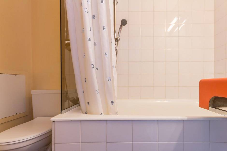 Photo of Bathroom in Arc-2000